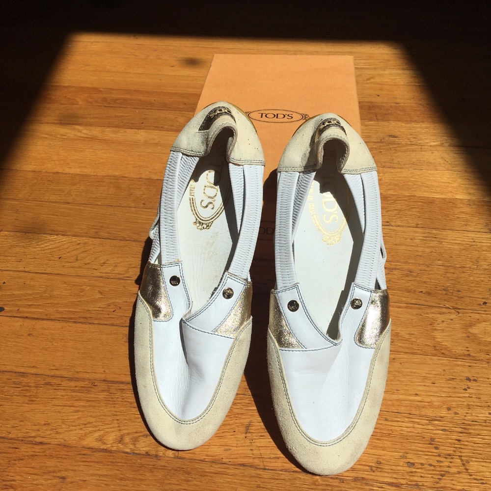 Tod's flats/sneakers -- white, beige and gold